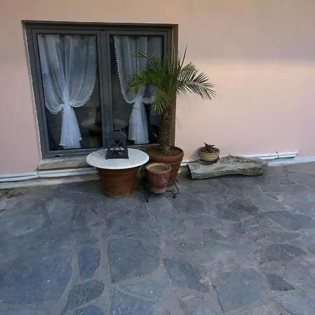 Paola'S Apartment Near Athens Airport Spáta Exterior foto